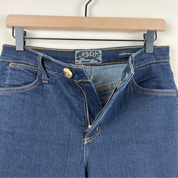 NYDJ | Premium Denim Cropped Petite Jeans - Picture 3 of 8